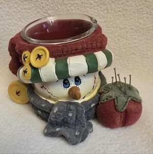Charming Snowman Candle Holder with Buttobs and Needle Pin Cushion